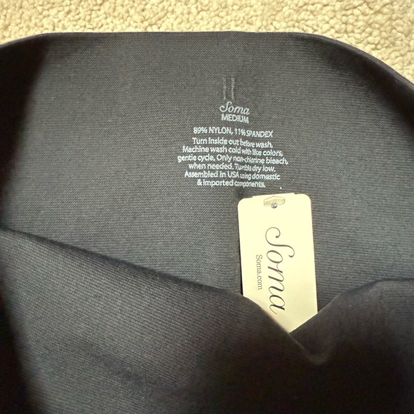 NWT Soma Black Slimming Legging - Size: Medium - Picture 4 of 5